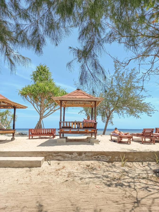Nusa Indah Bungalows Gili Air Buitenkant foto