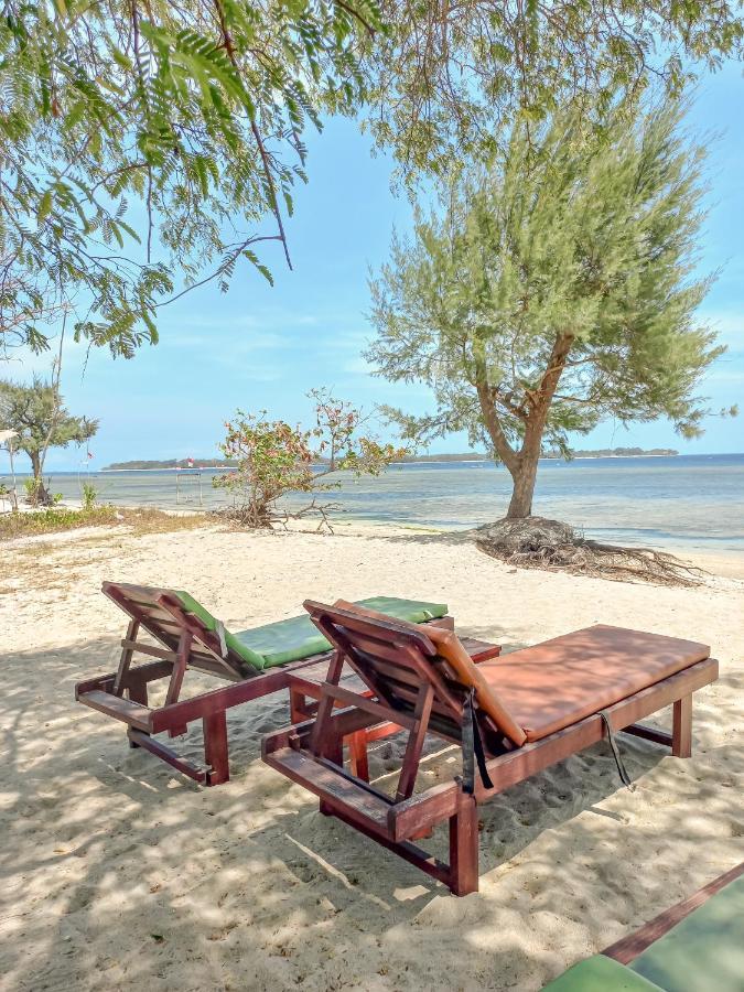 Nusa Indah Bungalows Gili Air Buitenkant foto