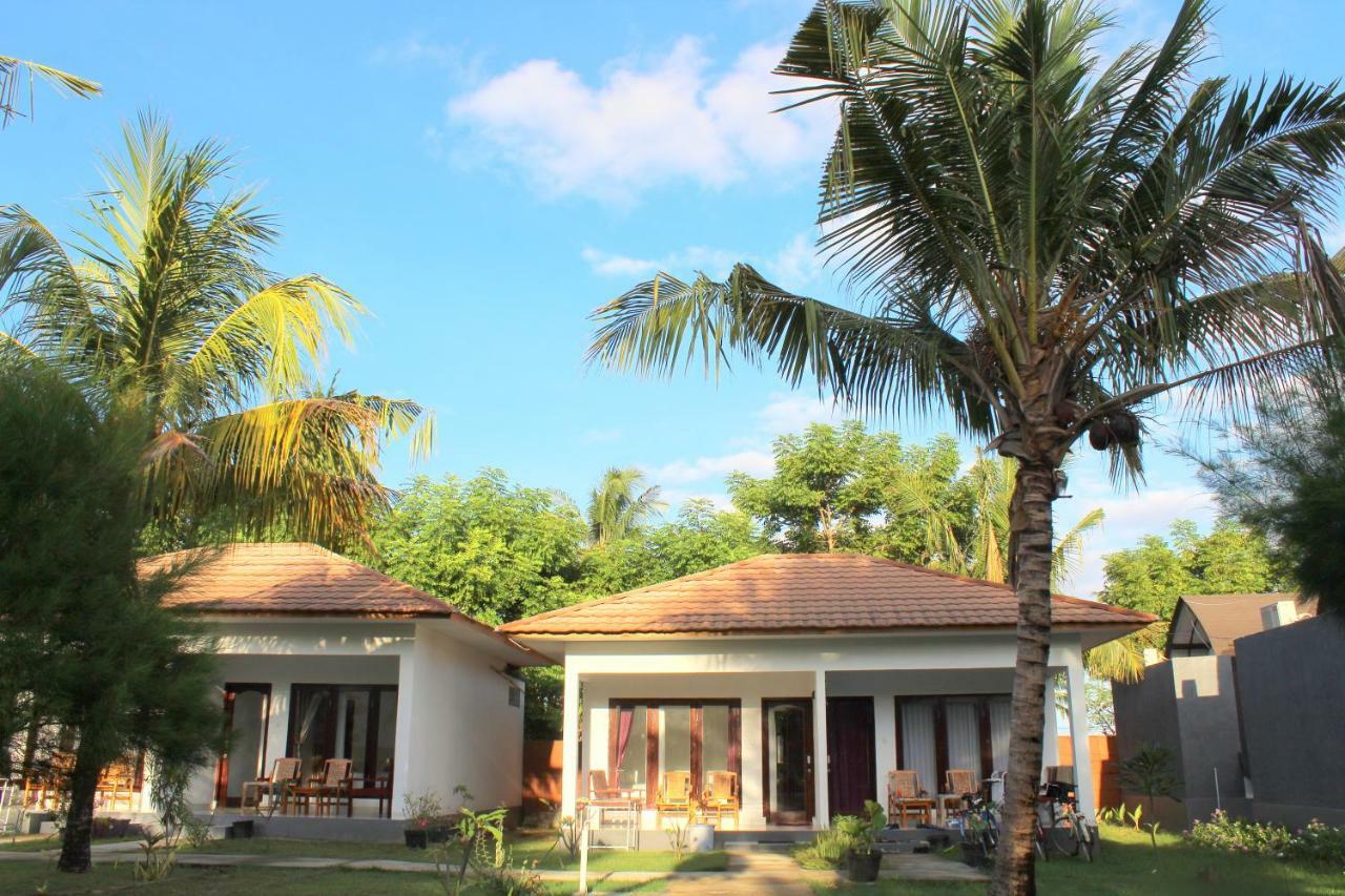 Nusa Indah Bungalows Gili Air Buitenkant foto
